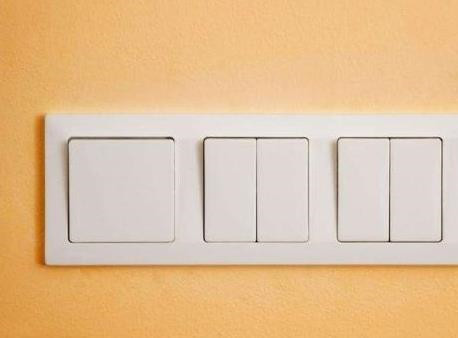 家裝強(qiáng)電和弱電的區(qū)別是什么？電路布線應(yīng)當(dāng)注意哪些原則？