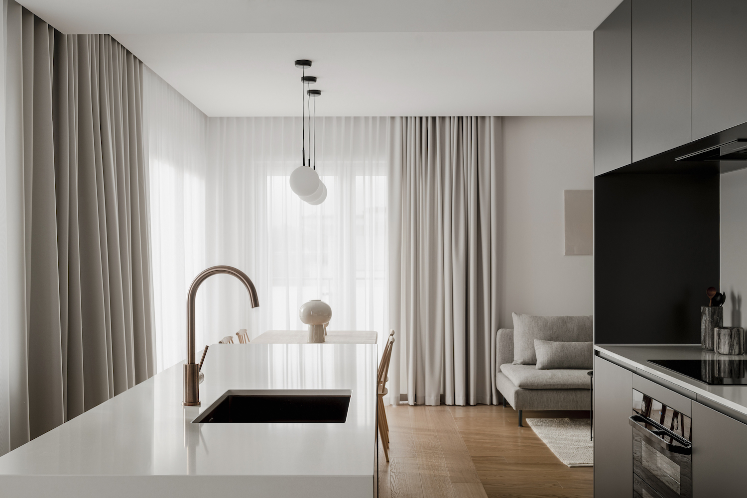 【中滬紅螞蟻裝潢】小戶型家裝設(shè)計(jì)技巧，掌握這5點(diǎn)秒變大空間